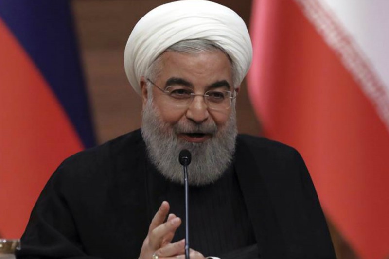 Predsednik Rohani je u neugodnoj poziciji. U nemogućnosti da obezbedi da Iranci brzo osete koristi od otvaranja prema Zapadu i pod stalnim pritiskom konzervativnog krila, on intenzivira napore da spase nuklearni sporazum